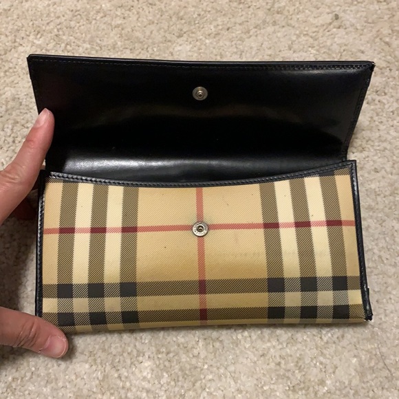Vintage Burberry wallet - Picture 4 of 13
